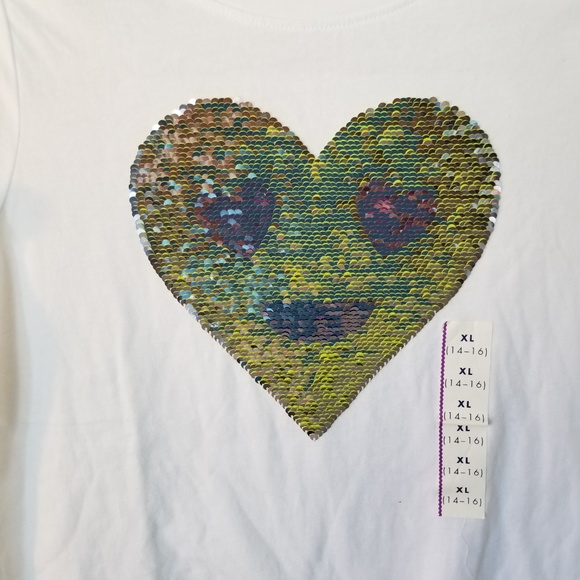 SOLD 💫 Happy Face White T-Shirt Junior XL NWT - Picture 3 of 7